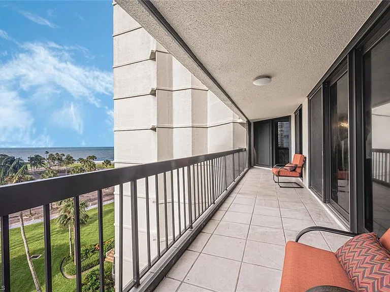 4551 Gulf Shore Blvd N #605 — Photo 24