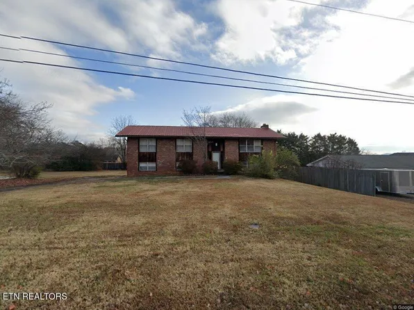 8236 Spruceland Rd, Powell, TN 37849