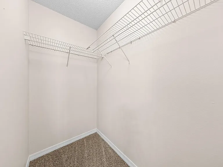 275 Limestone Cir — Photo 25