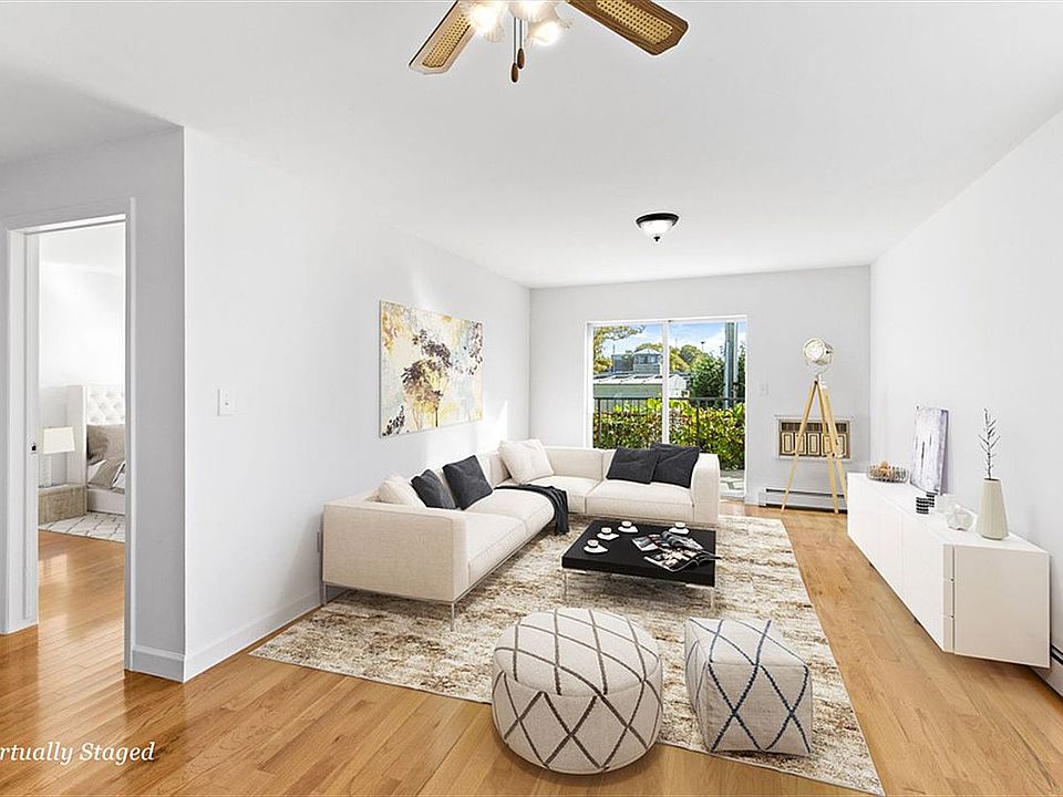 1st image of 10 Pennyfield Ave #11-1