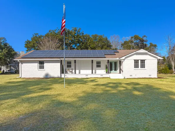 1260 Robin Rd, Mount Pleasant, SC 29464