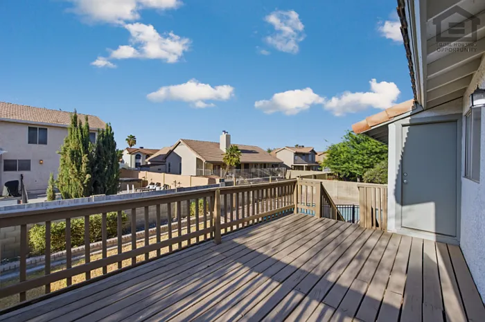 7202 W Corrine Dr — Photo 18