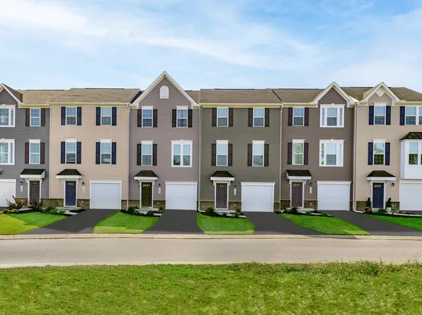 21 Hunters Dr, Gilbertsville, PA 19525