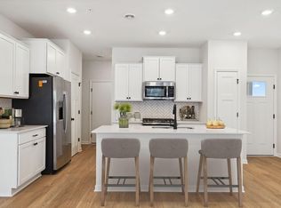 23217 Creekview Ln, Rogers, MN 55374