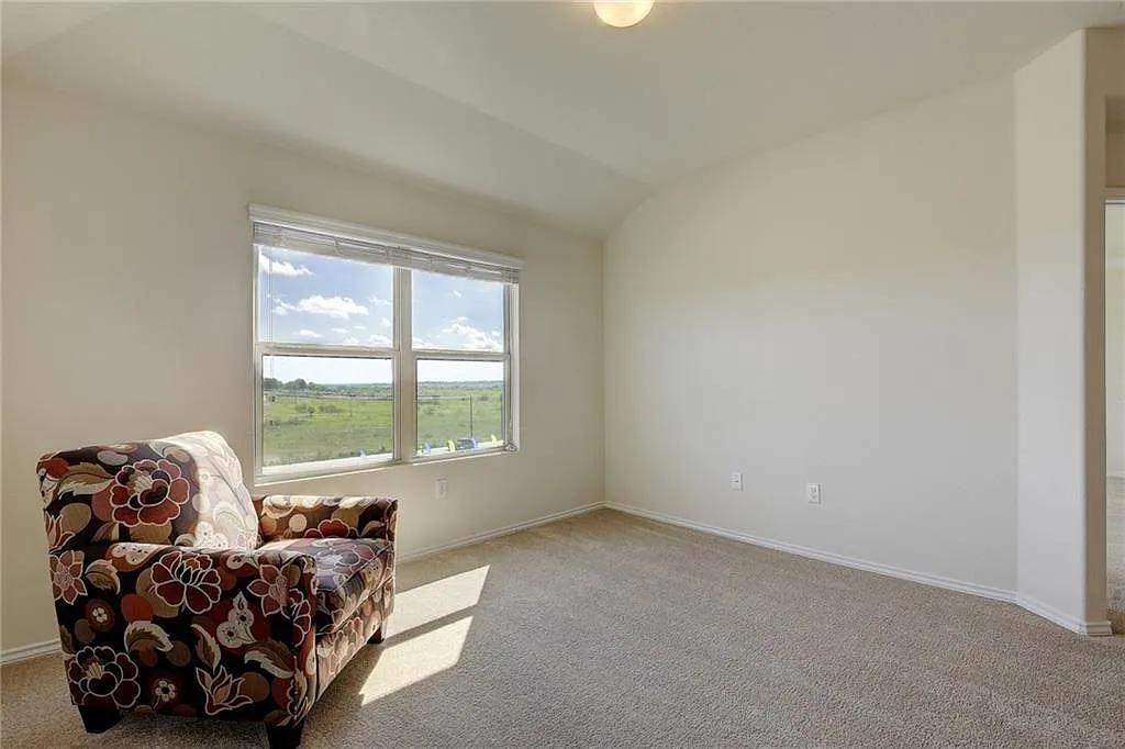 10129 Crescendo Ln — Photo 4