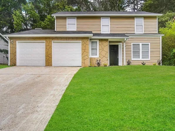 3880 Springleaf Ct, Stone Mountain, GA 30083