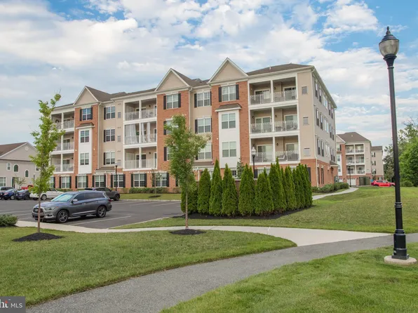 5313 Palomino Ct, Cherry Hill, NJ 08002