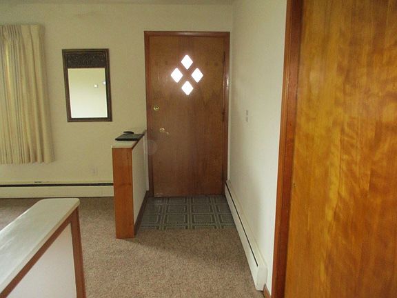 4th image of 329 Mary St