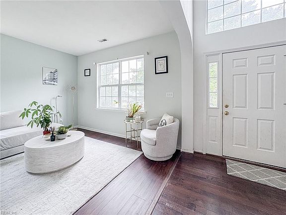 5th image of 4936 Oriole Dr