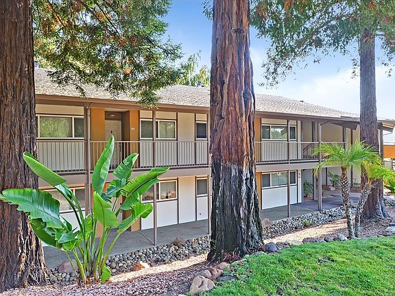 3rd image of 680 Sharon Park Dr #26
