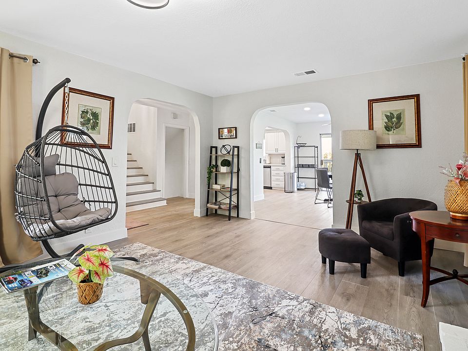 1st image of 4646 Beacon Way