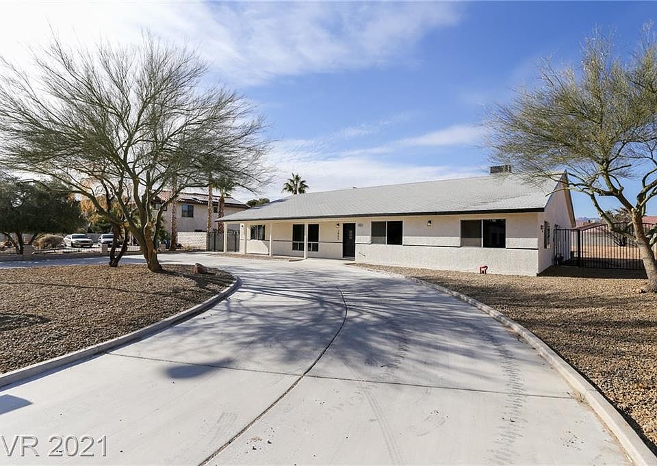 1st image of 3865 S Torrey Pines Dr