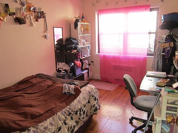 4th image of 111 Longwood Ave #02