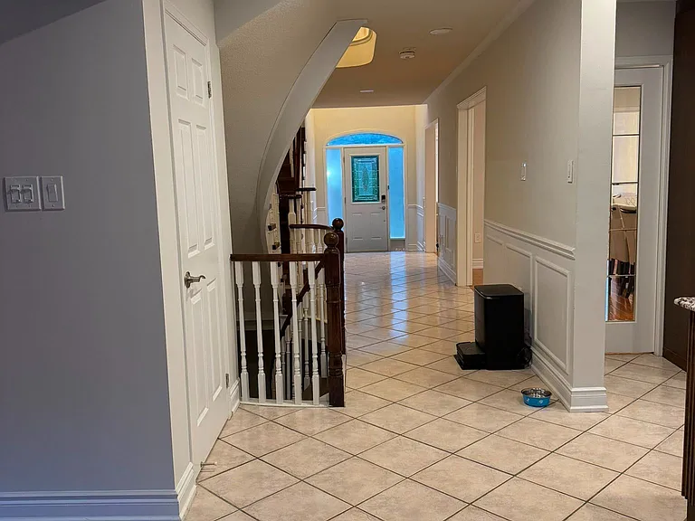 129 McClellan Way — Photo 3