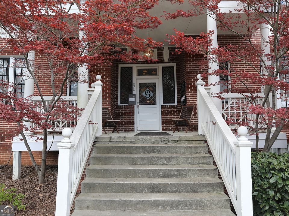 1st image of 826 Dixie Ave NE APT 4