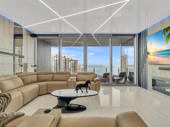300 Biscayne Boulevard Way #3103C, Miami, FL 33131