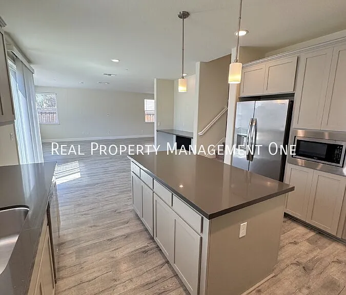 407 Ghiggeri Dr — Photo 10