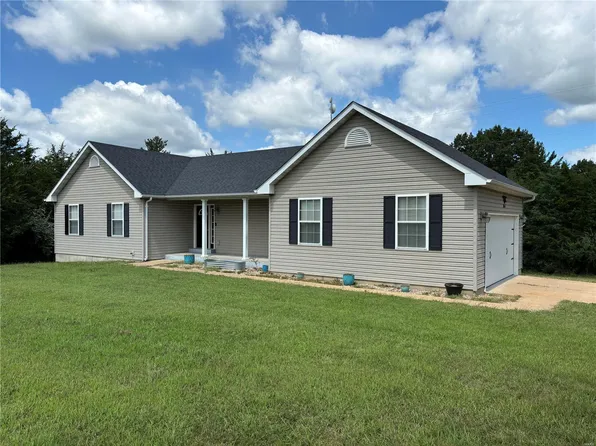 3647 Wayside Dr, Catawissa, MO 63015