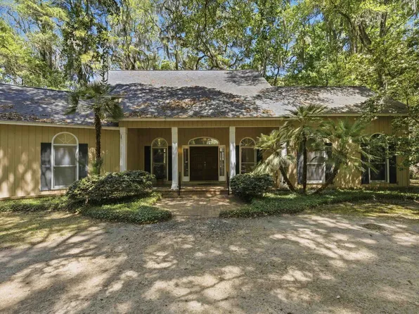 10945 Luna Point Rd, Tallahassee, FL 32312