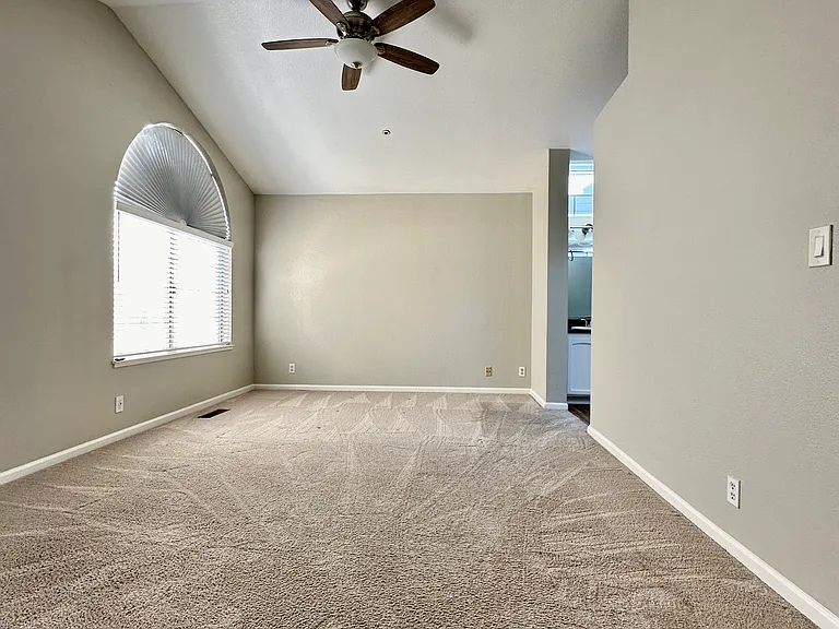 32241 Jean Dr — Photo 14