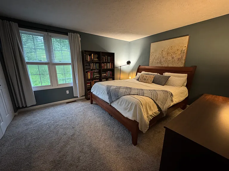 210 Commons Dr — Photo 8