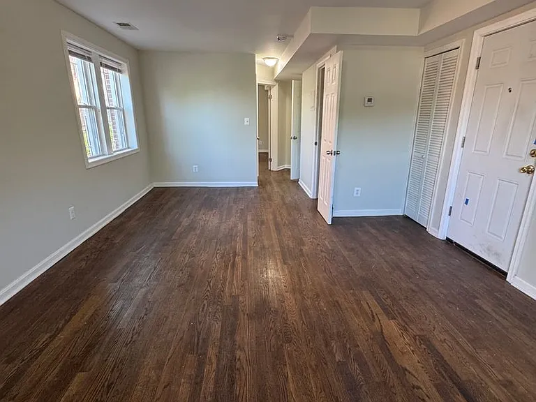 3035 30th St SE — Photo 3
