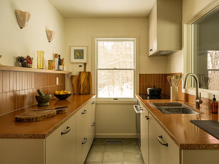 55 Nordic Dr — Photo 8