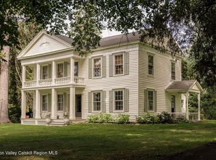 24 Van Wyck Lane, Hudson, NY 12534