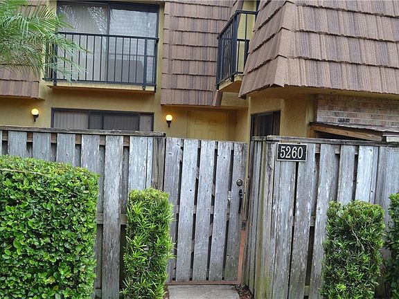 3rd image of 5260 Coral Ct #606