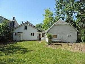 Back view of the dwelling.