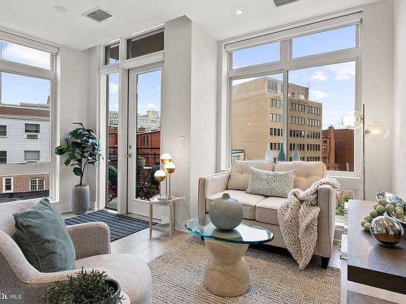 4th image of 1745 N St NW Unit 404