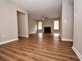 1605 Huntingdon Chase, Sandy Springs, GA 30350