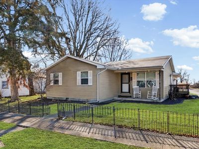 306 W Lytle St #B, Newman, IL, 61942
