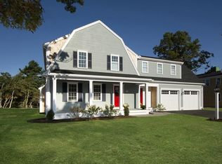 31 Crimson Way, Plymouth, MA 02360