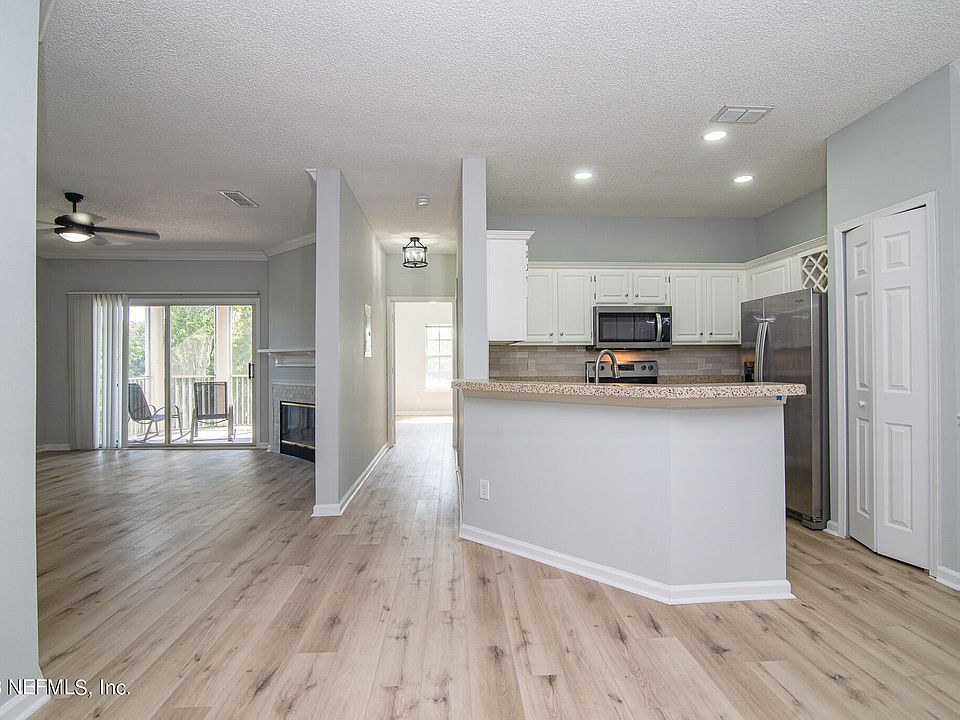 1st image of 10000 N GATE Parkway #923