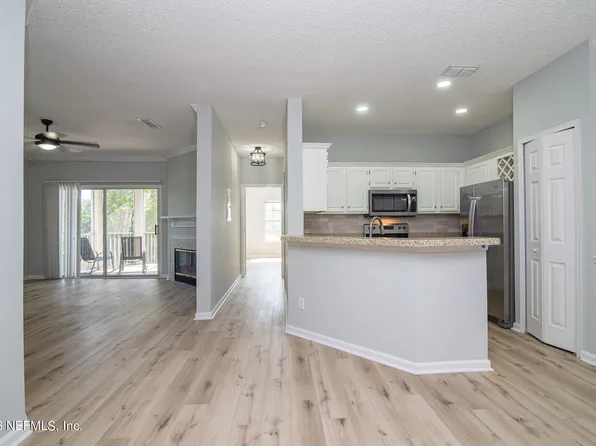 10000 N GATE Parkway #923, Jacksonville, FL 32246