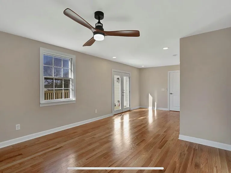 462 Lanier Dr — Photo 14