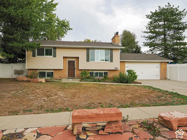 885 E Winter Canyon Way, Sandy, UT 84094
