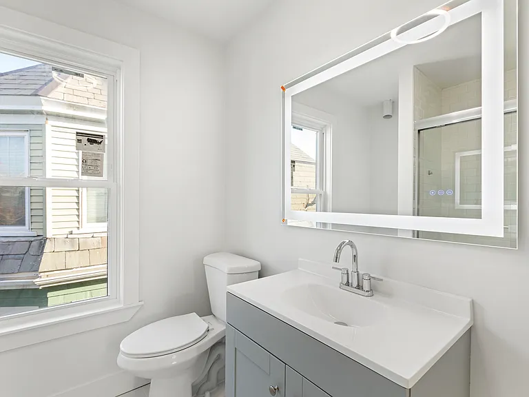 93 Pennsylvania Ave #1 — Photo 12