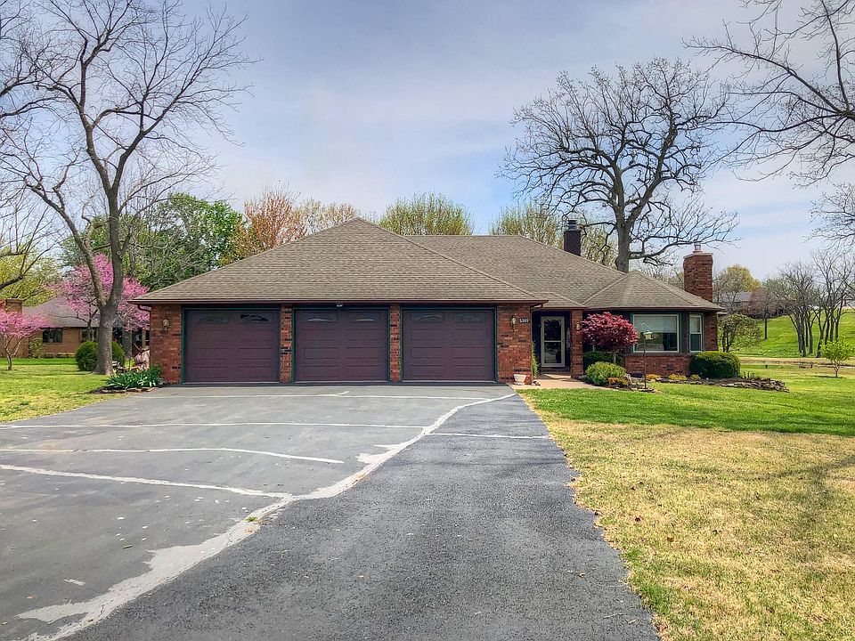 1st image of 5385 Walnut Dr