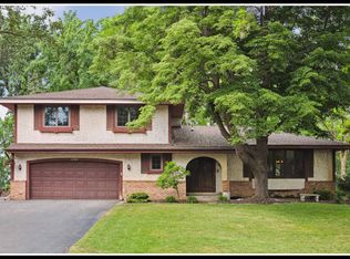 16989 Weaver Lake Dr, Maple Grove, MN 55311