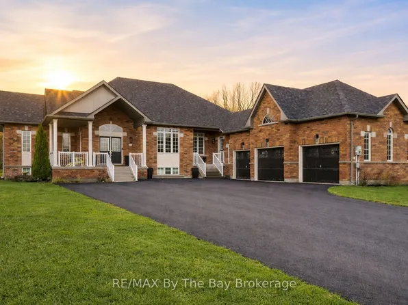 10 Basswood Dr, Wasaga Beach, ON L9Z 0A9