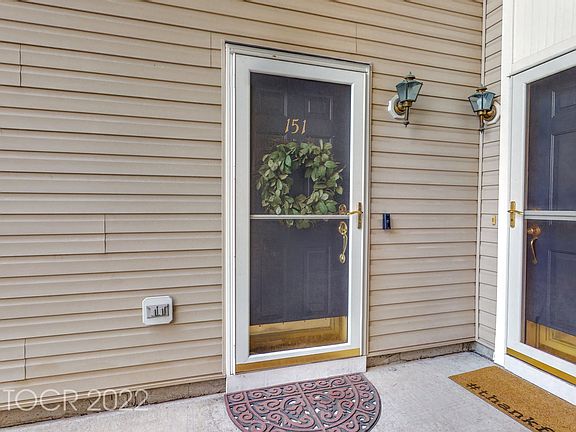 4th image of 151 Mountainside Dr