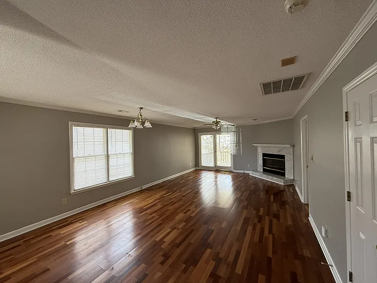 33 Rosewood Ter — Photo 8