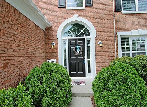 2nd image of 705 Bloomingdale Ct