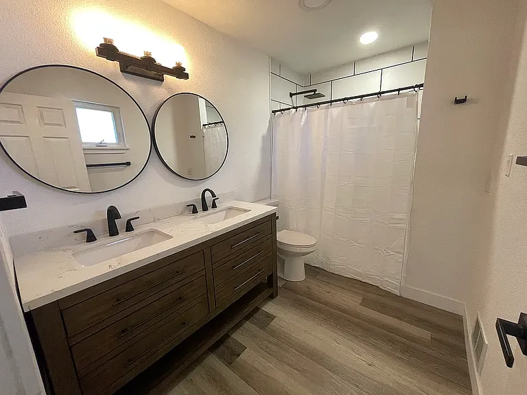 10902 Kline St SW #1 — Photo 8