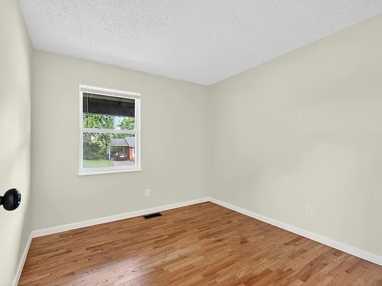 2246 Bensonhurst Dr — Photo 20