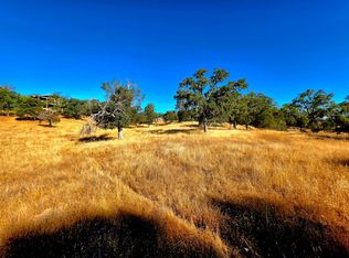 1 Lilley Mountain Dr, Coarsegold, CA