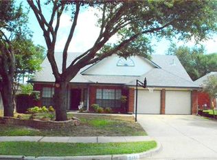 4207 Kelly Glenn Ln, Arlington, TX 76017