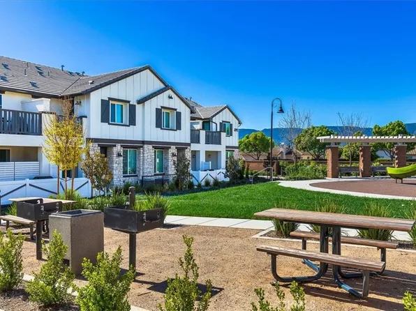41976 Isadora St #902, Murrieta, CA 92562